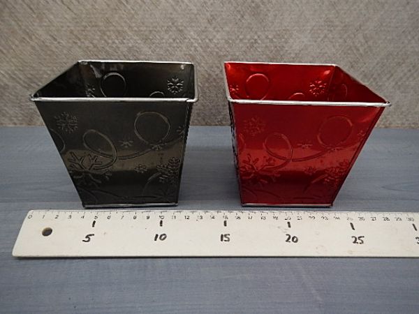 15NG2023-R CP CARRE ZINC ROUGE/ARGENT