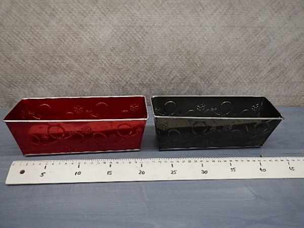 15NG2025-R JARDINIERE ZINC ROUGE/ARGENT