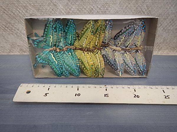 O1071/4 PIC PAPILLON ASS